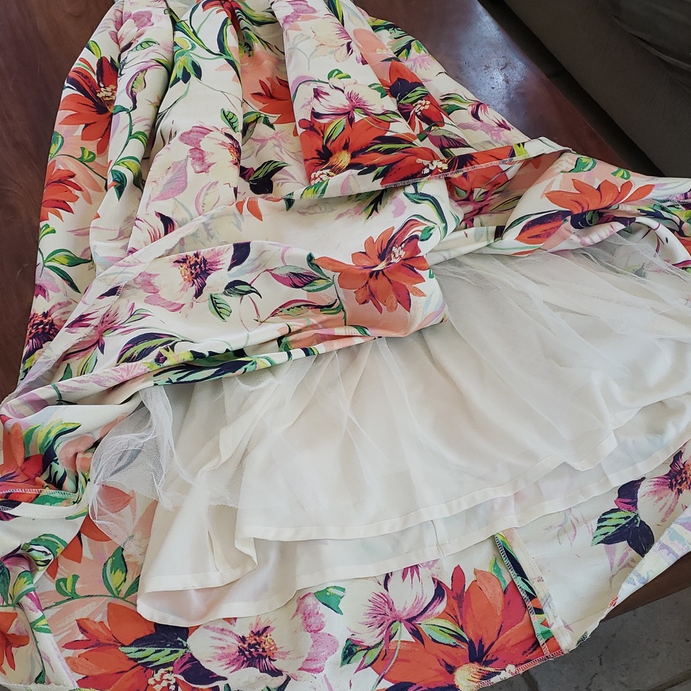 ELIZA J Floral Maxi Skirt in White with Red & Pink Blooms SIZE 0 - Picture 14 of 16